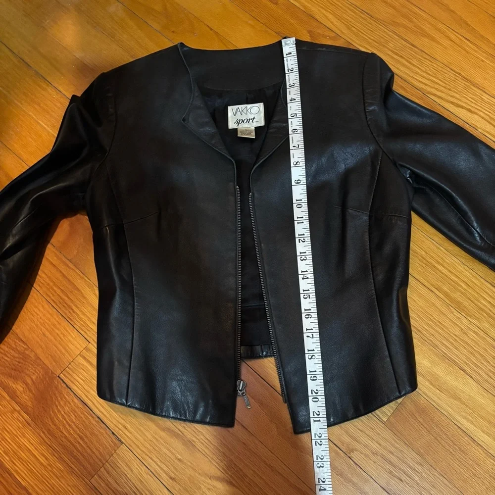 Vakko Vintage Black Leather Jacket for Women - Picture 8 of 9